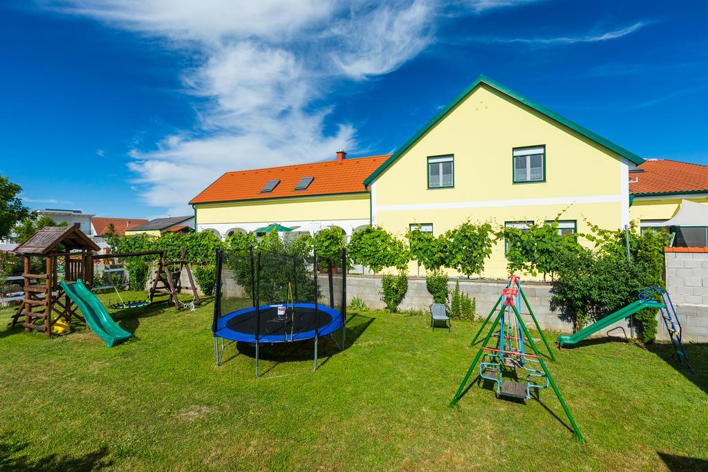 Appartementhaus Freiler Moerbisch Am See Ngoại thất bức ảnh